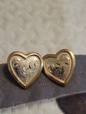 Montana Silversmiths Gold Heart Filigree Stud Earrings